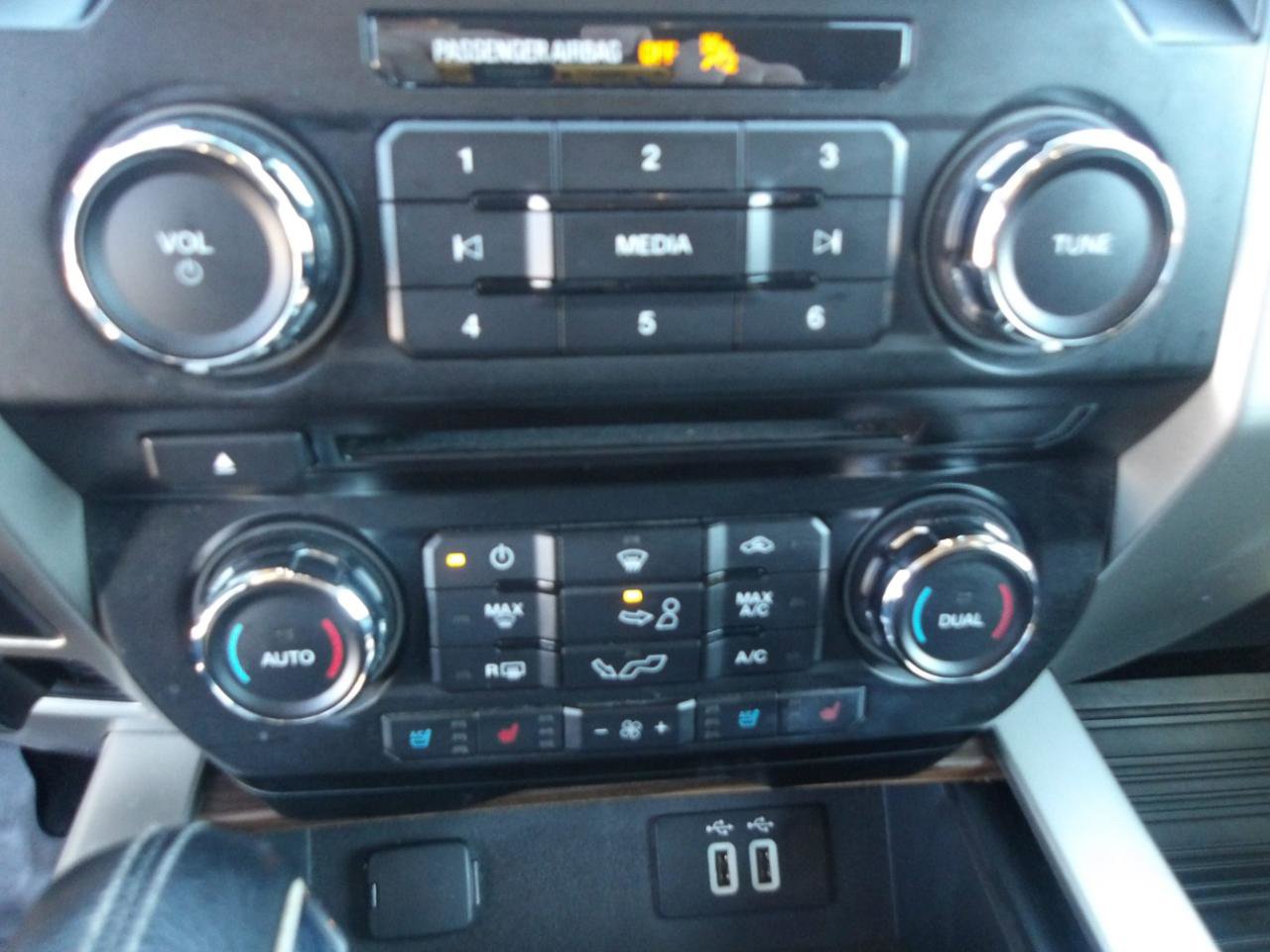 Used 2016 Ford F150 Lariat AWD/4WD image 25