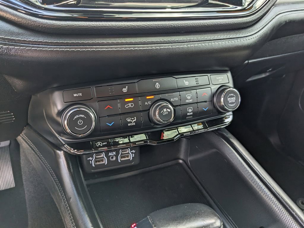 Used 2021 Dodge Durango GT image 27