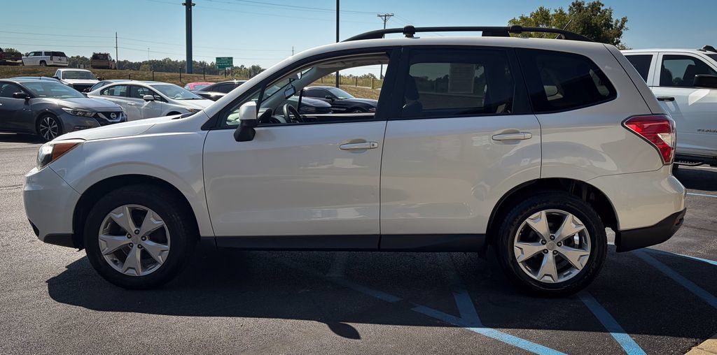 Used 2015 Subaru Forester 2.5i Premium w/ All-Weather Package AWD/4WD image 17