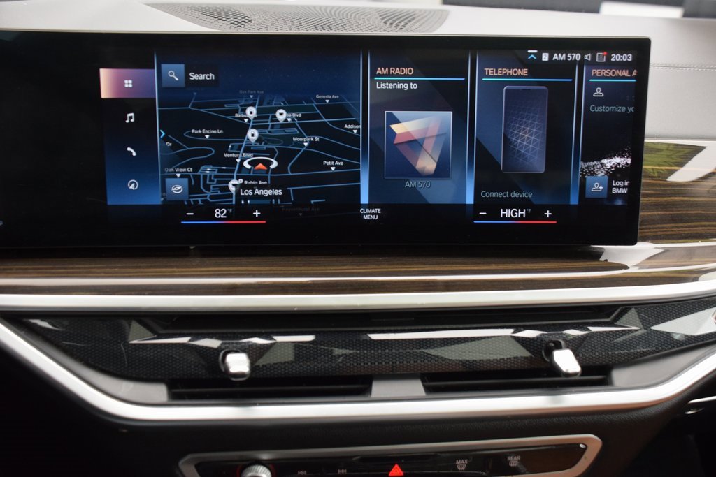 Used 2023 BMW X7 xDrive40i w/ Parking Assistance Package image 28