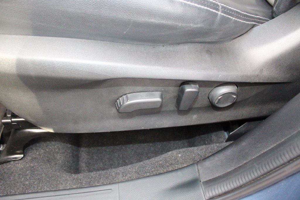 Used 2023 Subaru Forester Limited AWD/4WD image 24