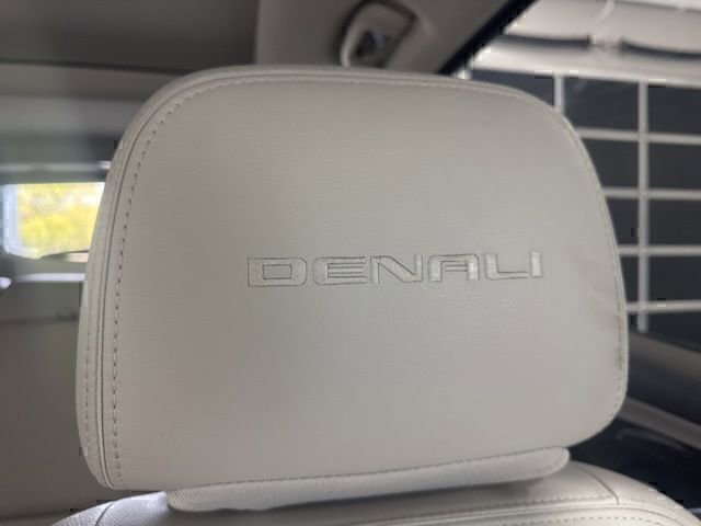 Used 2021 GMC Terrain Denali w/ LPO, Floor Liner Package image 16