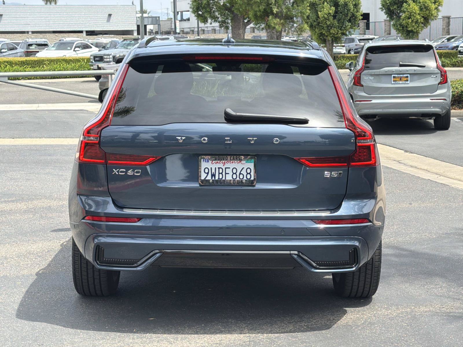 Used 2026 Volvo XC60 B5 Plus w/ Climate Package PRO AWD/4WD image 6