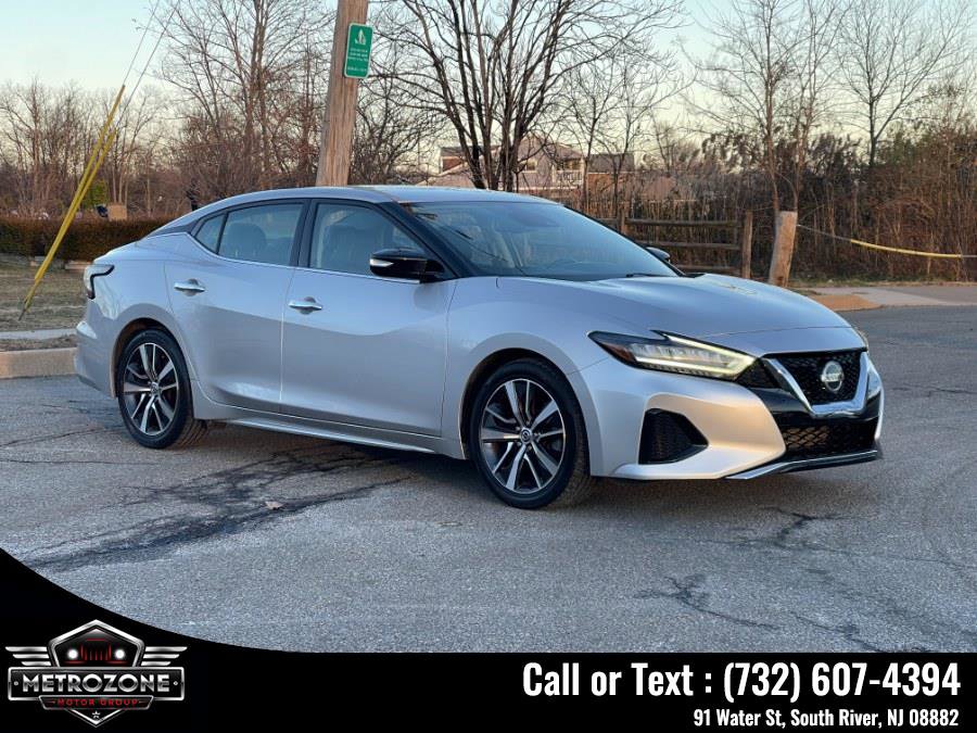 Used 2020 Nissan Maxima 3.5 SV w/ Floor Mat Group FWD image 8