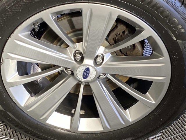 Used 2018 Ford Explorer Limited image 31