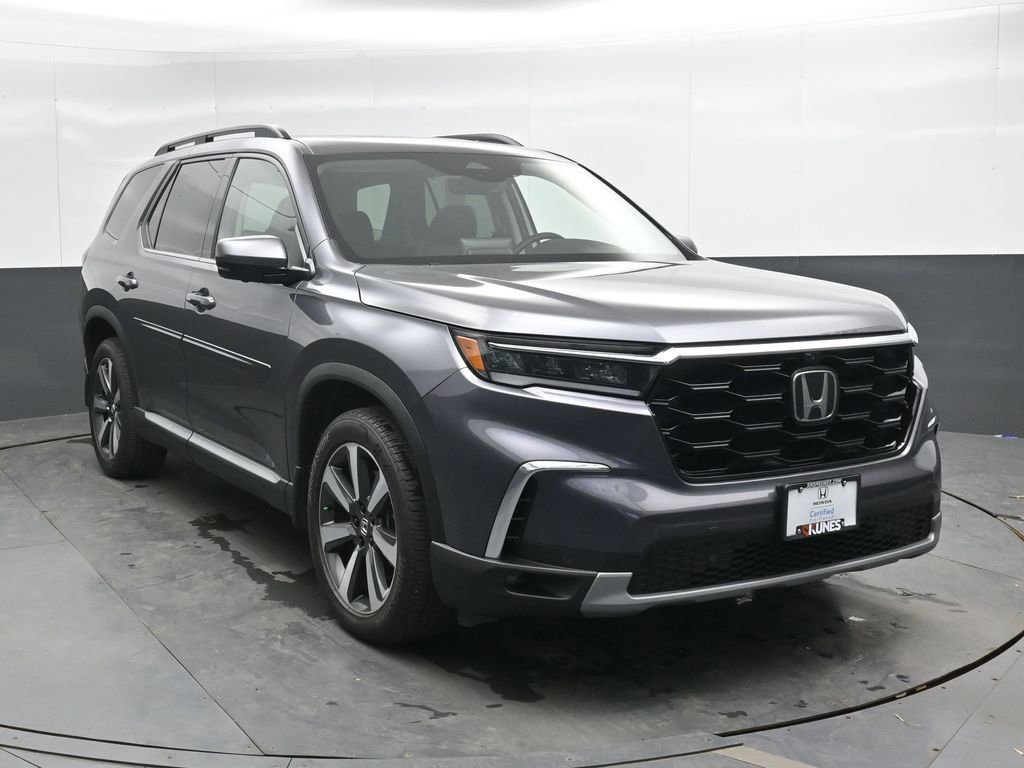 Used 2023 Honda Pilot Elite image 4