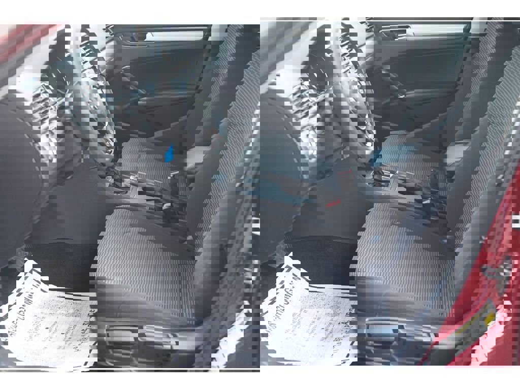 Used 2016 Volkswagen Passat 1.8T S image 12