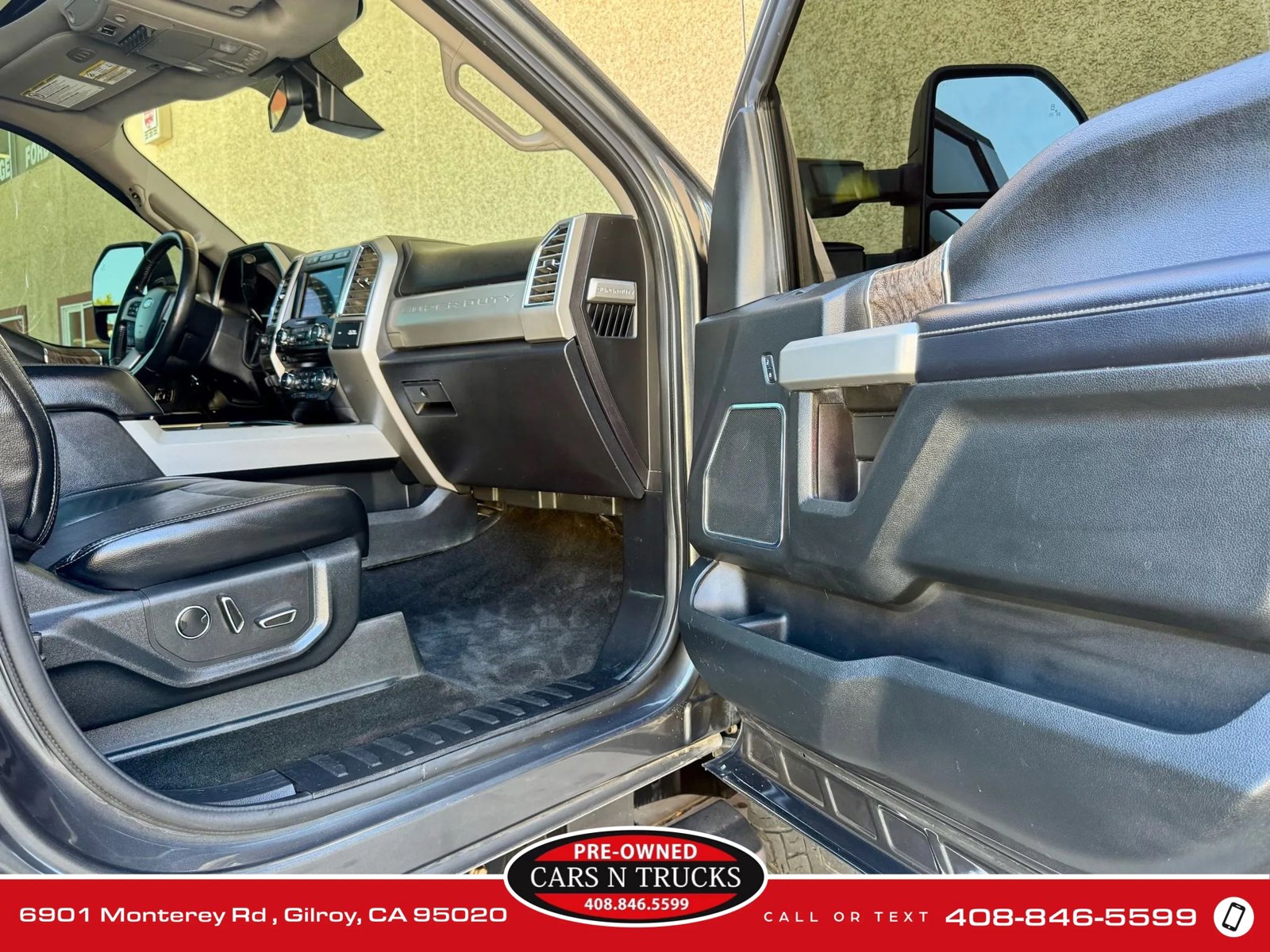 Used 2017 Ford F250 Lariat w/ Lariat Ultimate Package image 16