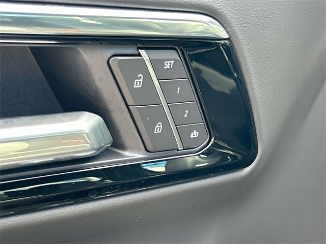 New 2026 Chevrolet Suburban Premier image 24