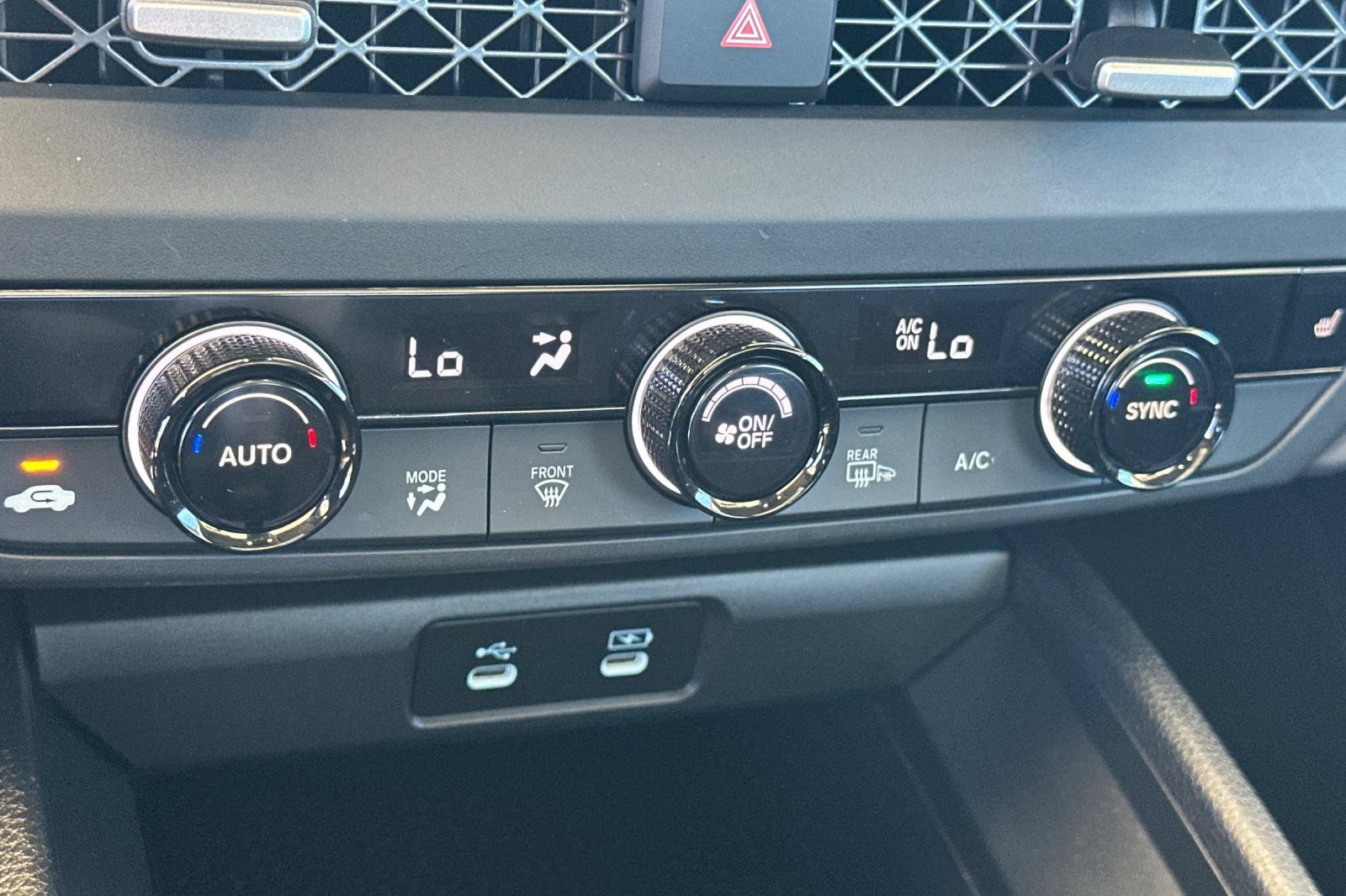 Certified 2025 Honda Accord SE image 19