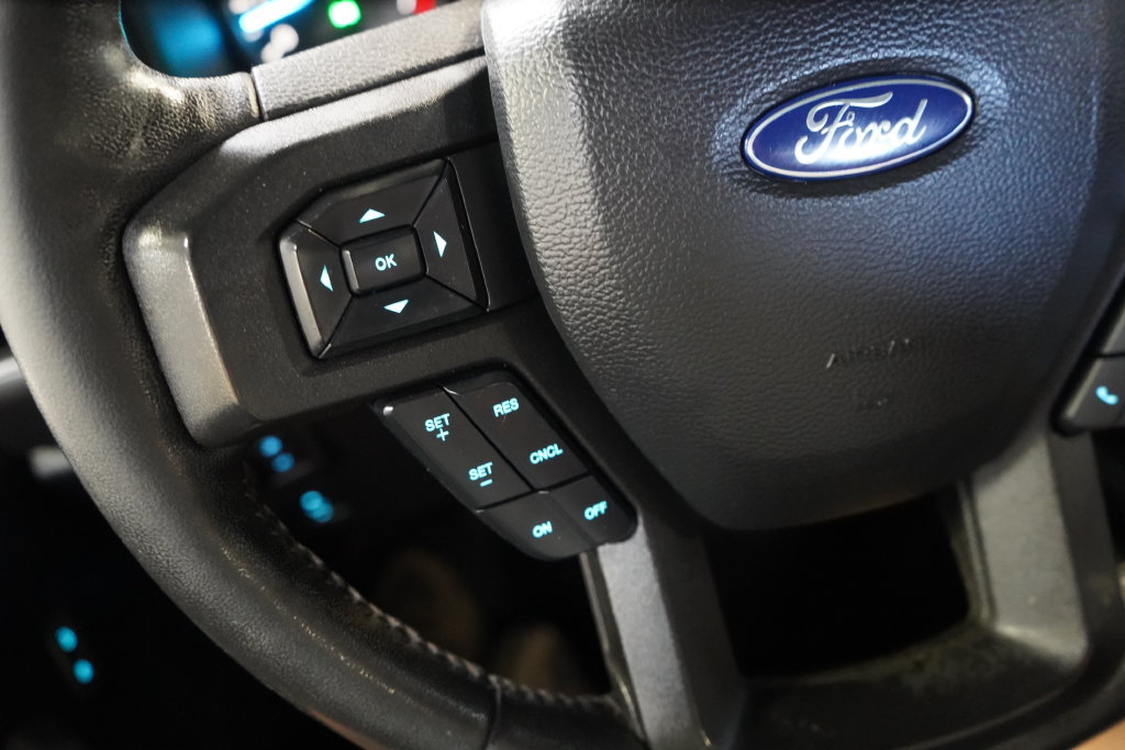 Used 2020 Ford F150 XLT w/ Equipment Group 302A Luxury AWD/4WD image 31