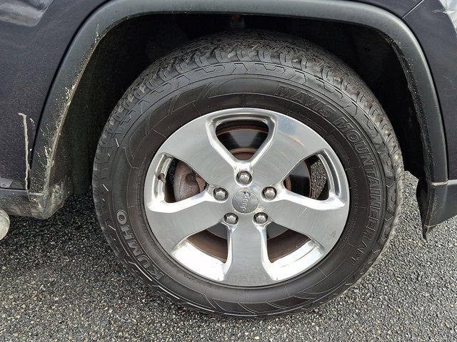 Used 2012 Jeep Grand Cherokee Laredo image 11