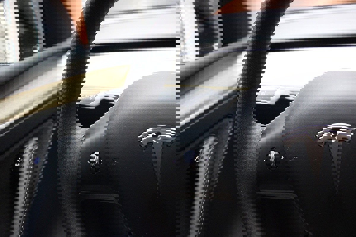 Used 2023 Tesla Model Y Long Range image 44