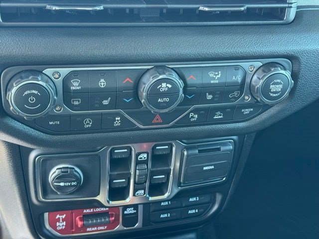 New 2026 Jeep Gladiator Sport AWD/4WD image 21