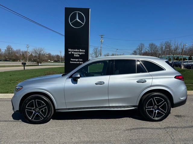 Used 2026 Mercedes-Benz GLC 300 4MATIC image 2