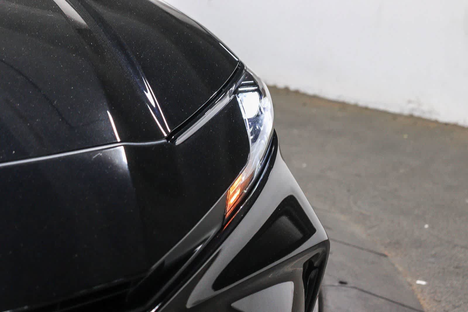 Used 2025 Toyota Camry LE FWD image 7