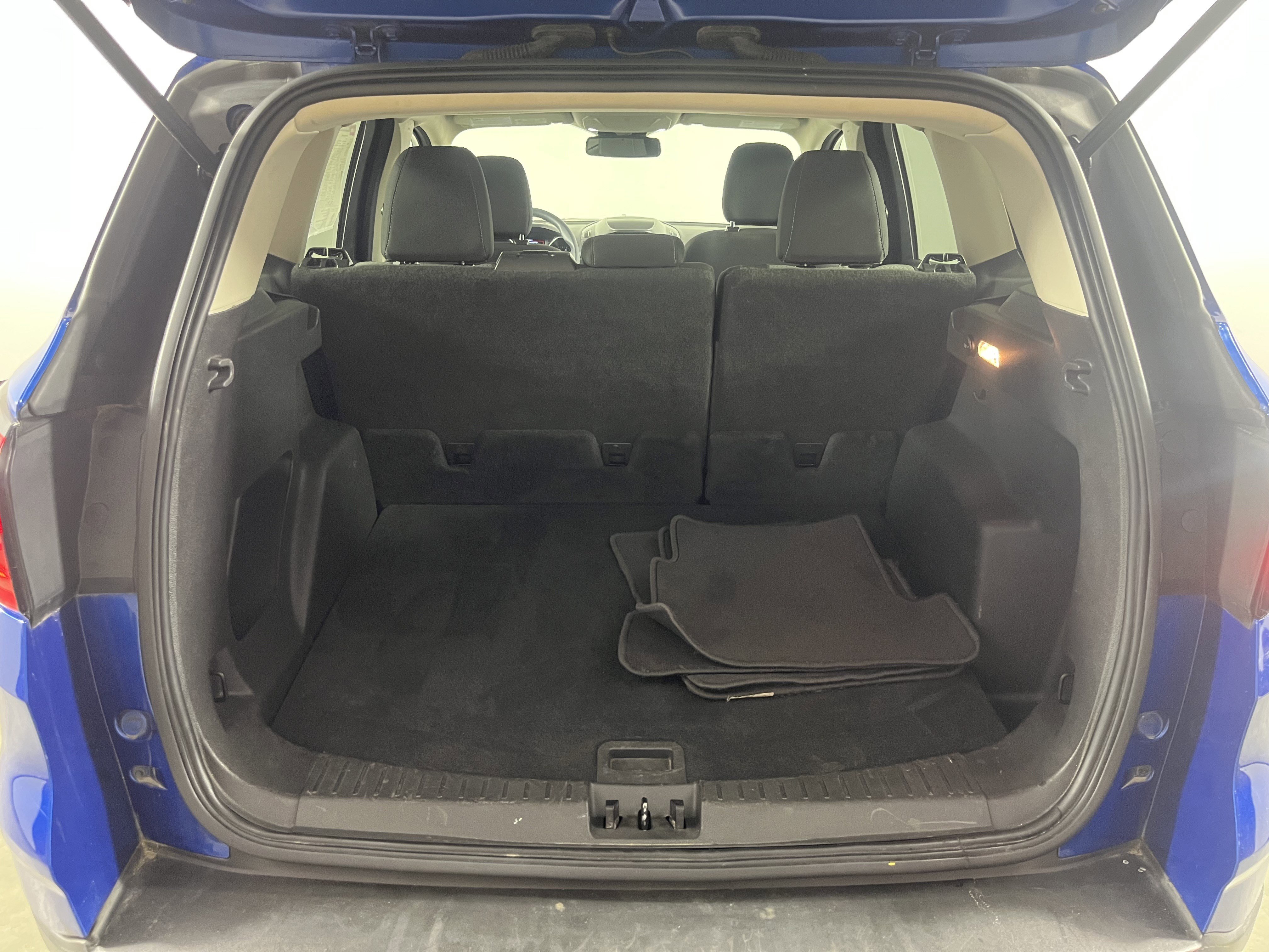 Used 2019 Ford Escape SE image 27