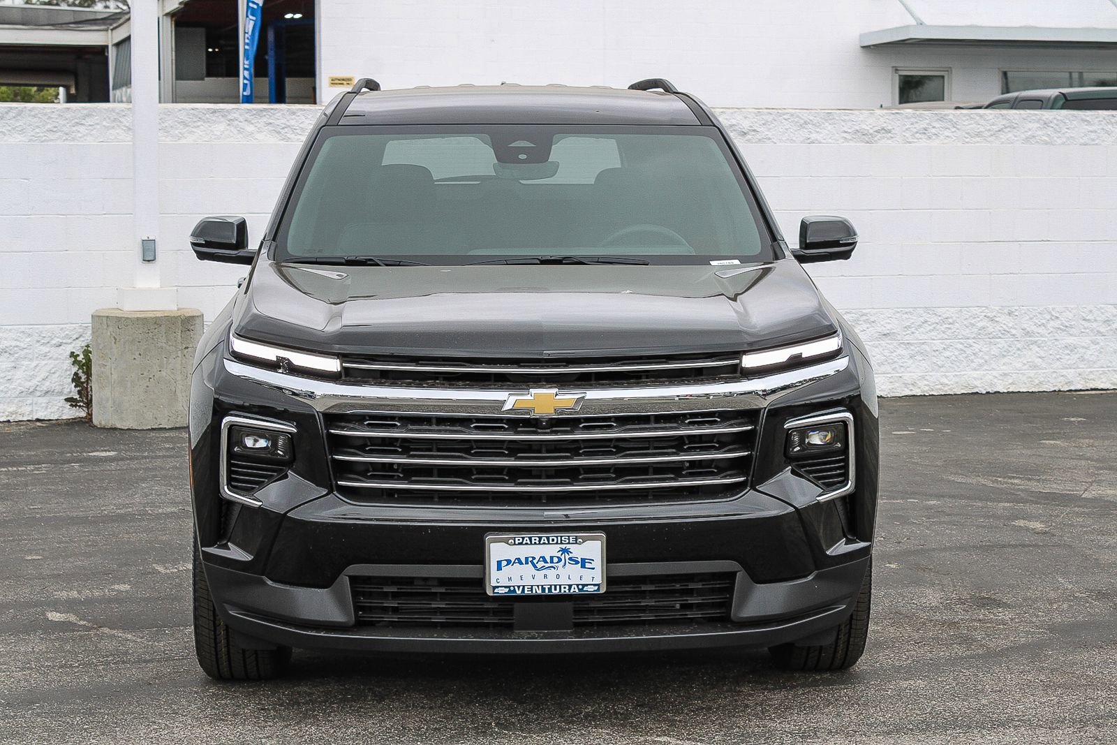 New 2026 Chevrolet Traverse LT w/ Driver Confidence Package FWD image 2