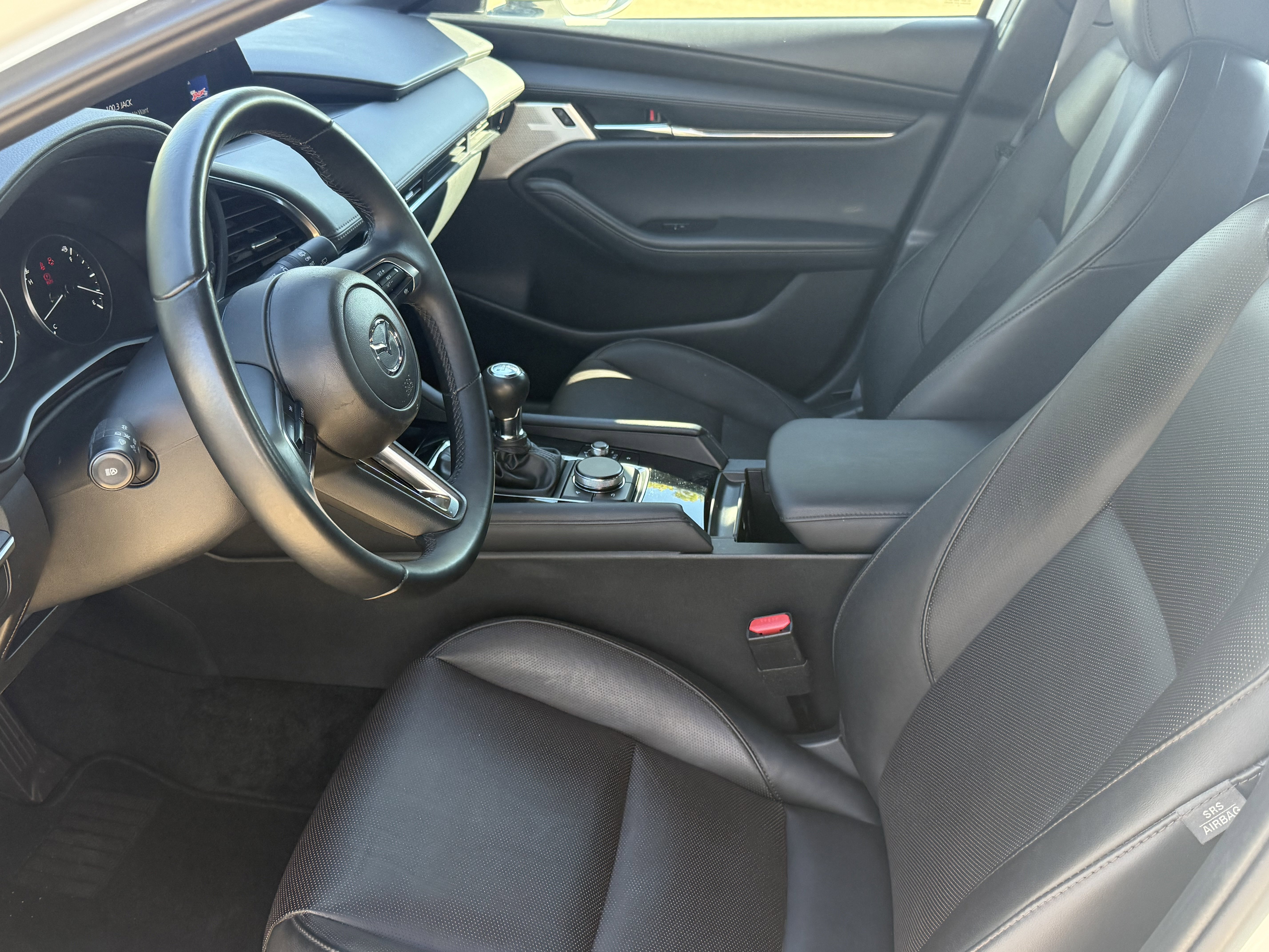 Used 2024 MAZDA MAZDA3 s FWD image 10