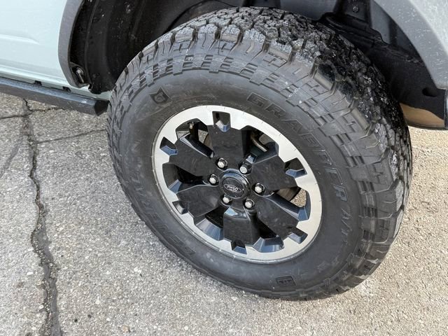 Used 2021 Ford Bronco Badlands AWD/4WD image 5
