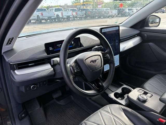 Used 2022 Ford Mustang Mach-E Select AWD/4WD image 16