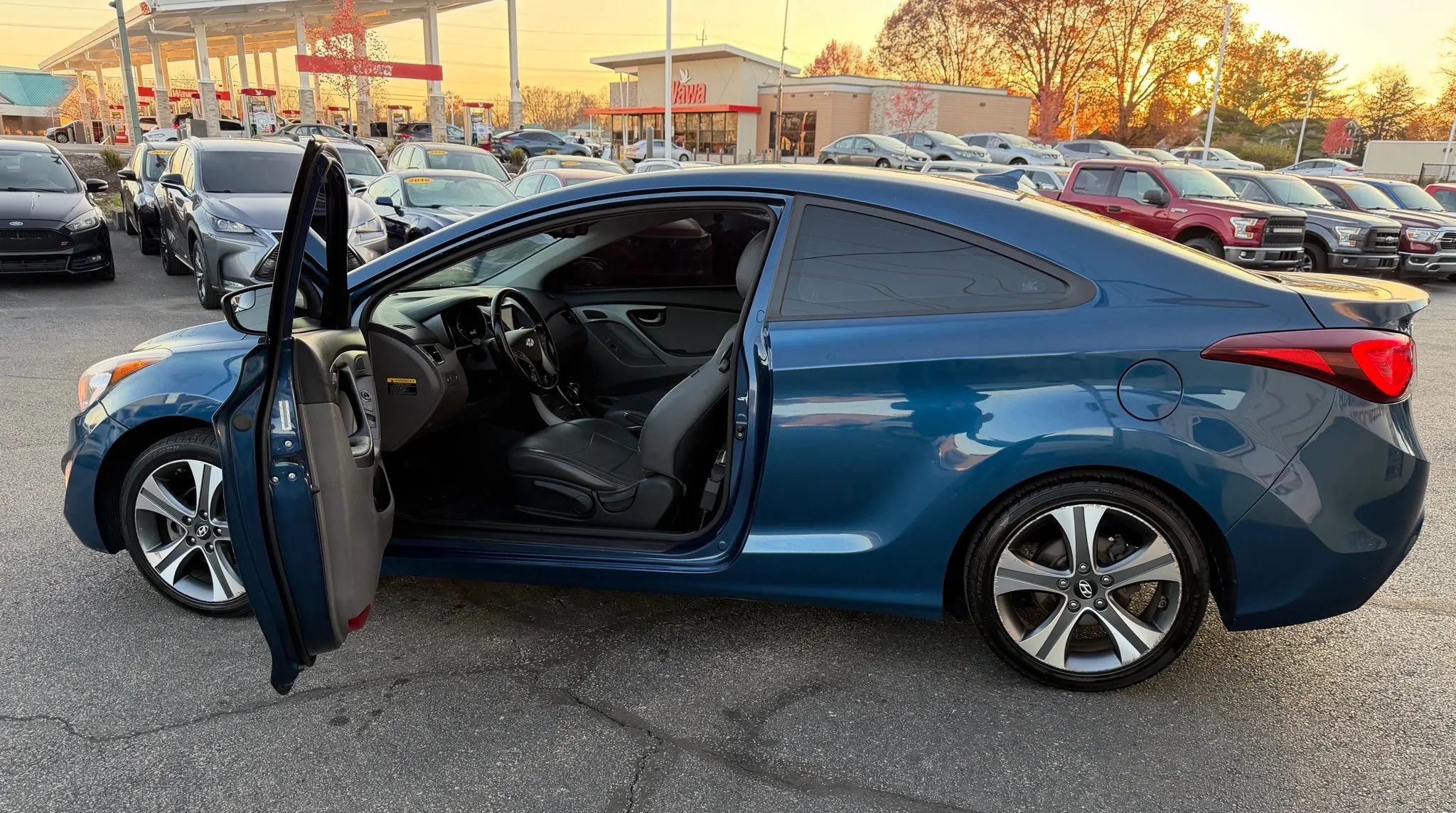 Used 2014 Hyundai Elantra w/ Option Group 2 image 17