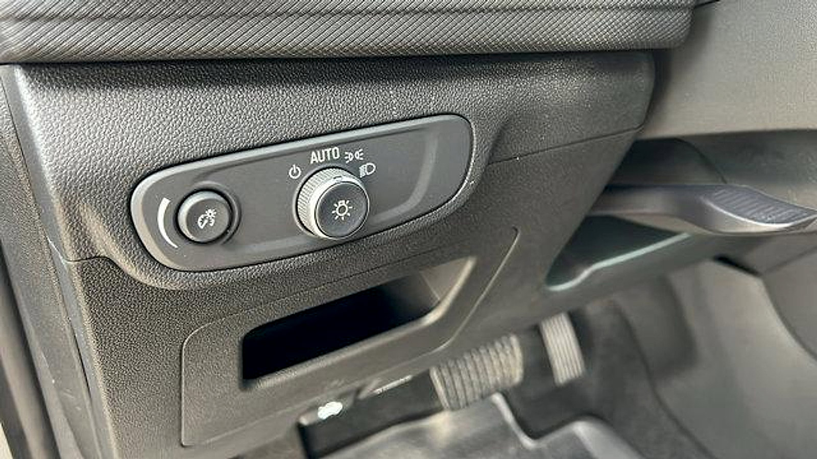 New 2026 Chevrolet TrailBlazer RS w/ Convenience Package image 26