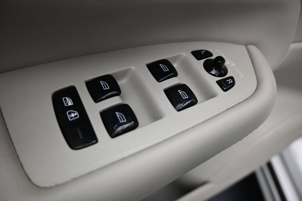 Used 2024 Volvo XC90 B6 Ultimate AWD/4WD image 11