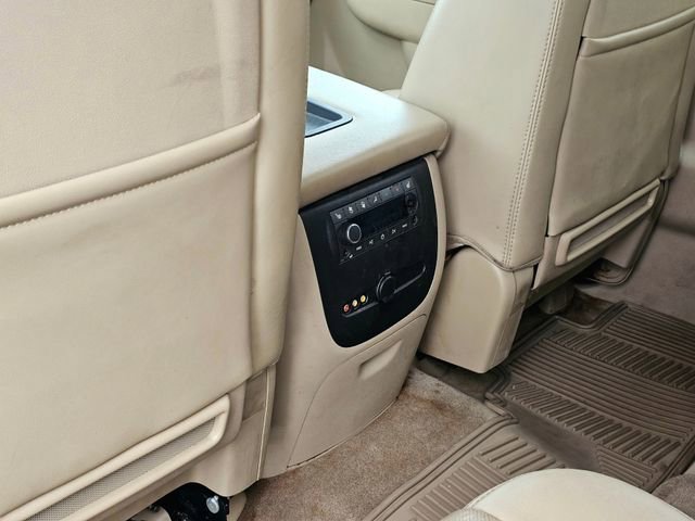 Used 2010 Chevrolet Suburban LTZ image 24