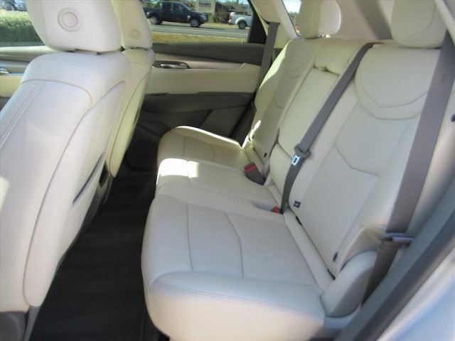 Used 2020 Cadillac XT5 Premium Luxury image 29