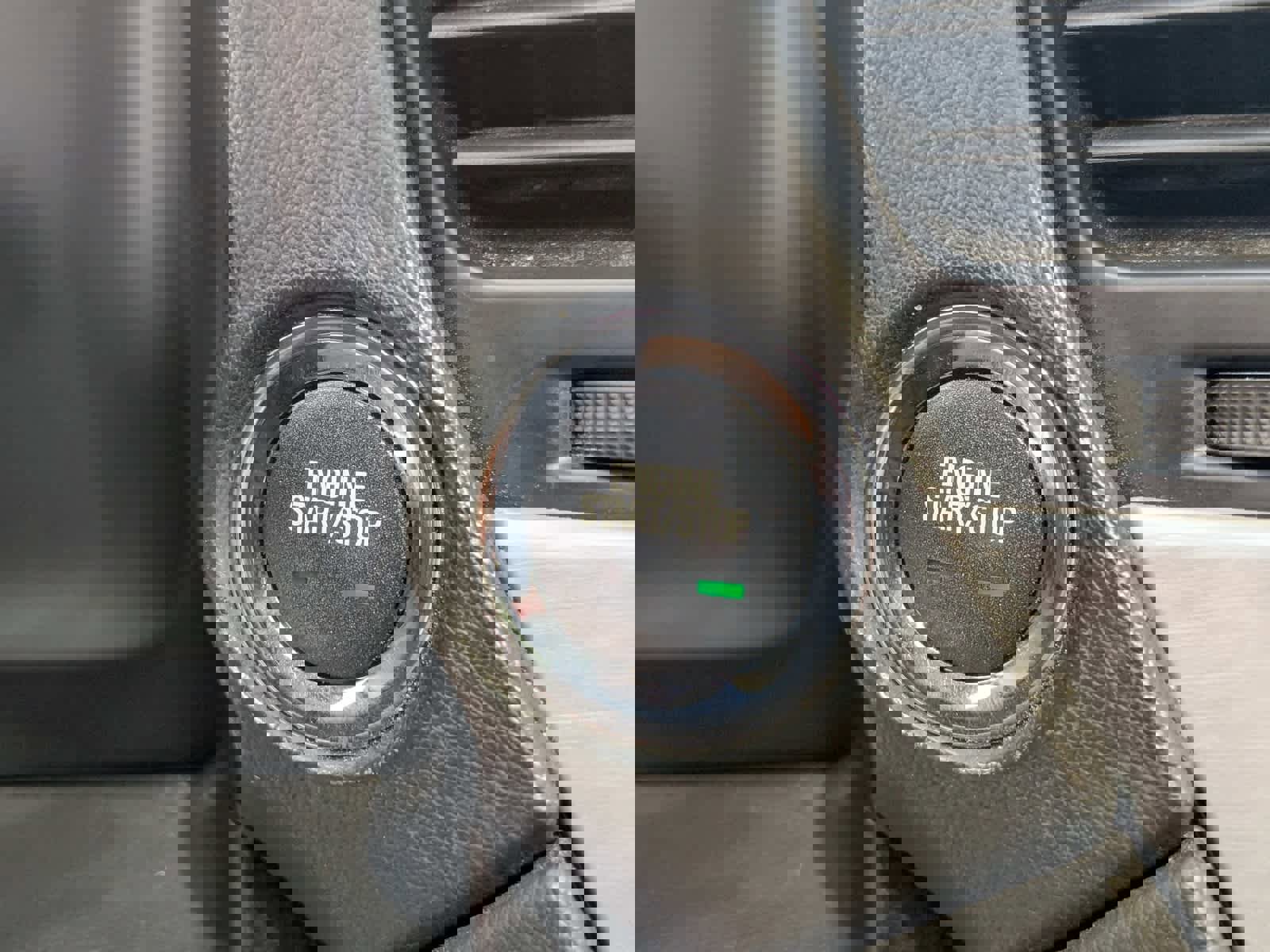 Used 2020 GMC Yukon SLT AWD/4WD image 28