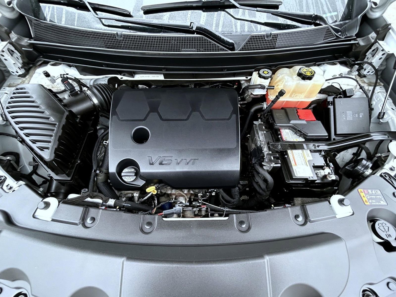 Certified 2020 Chevrolet Traverse LT w/ Driver Confidence II Package image 24