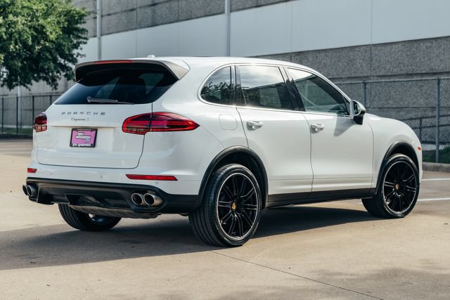 Used 2016 Porsche Cayenne S AWD/4WD image 41