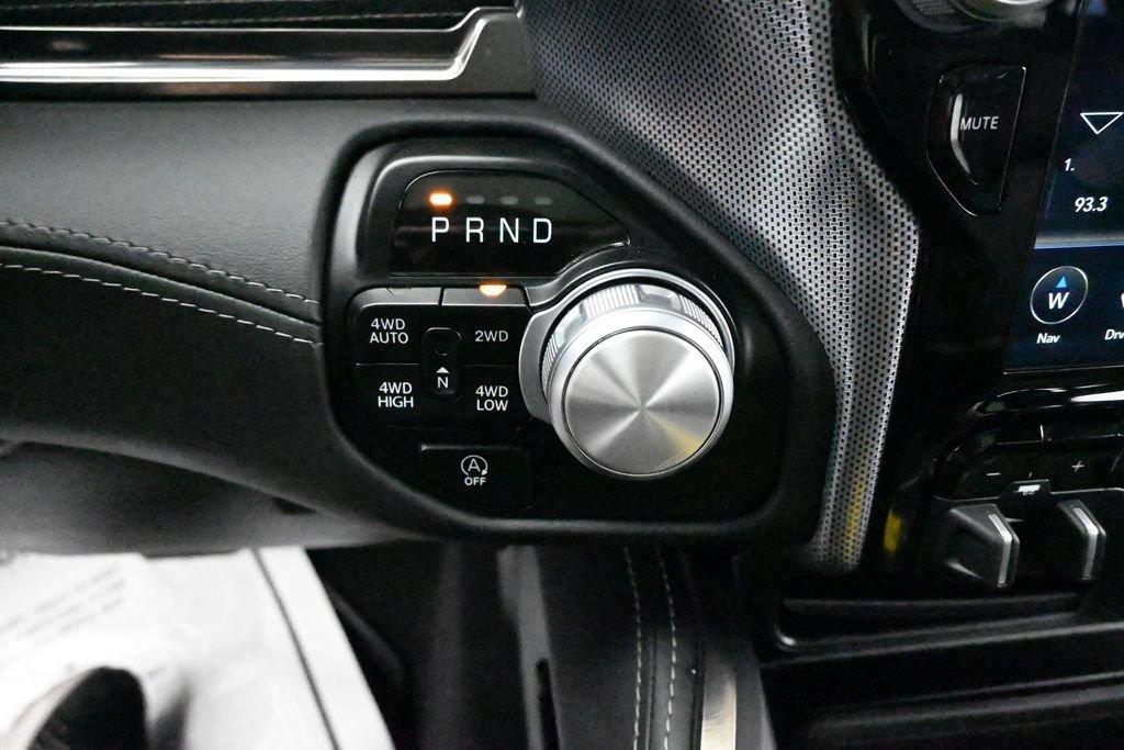 Used 2020 RAM 1500 Limited w/ Advanced Safety Group AWD/4WD image 14