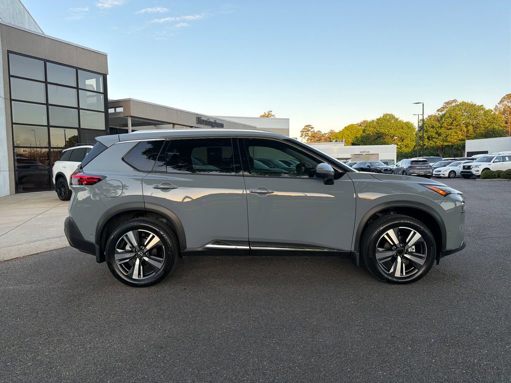 Used 2023 Nissan Rogue SL w/ SL Premium Package FWD image 14