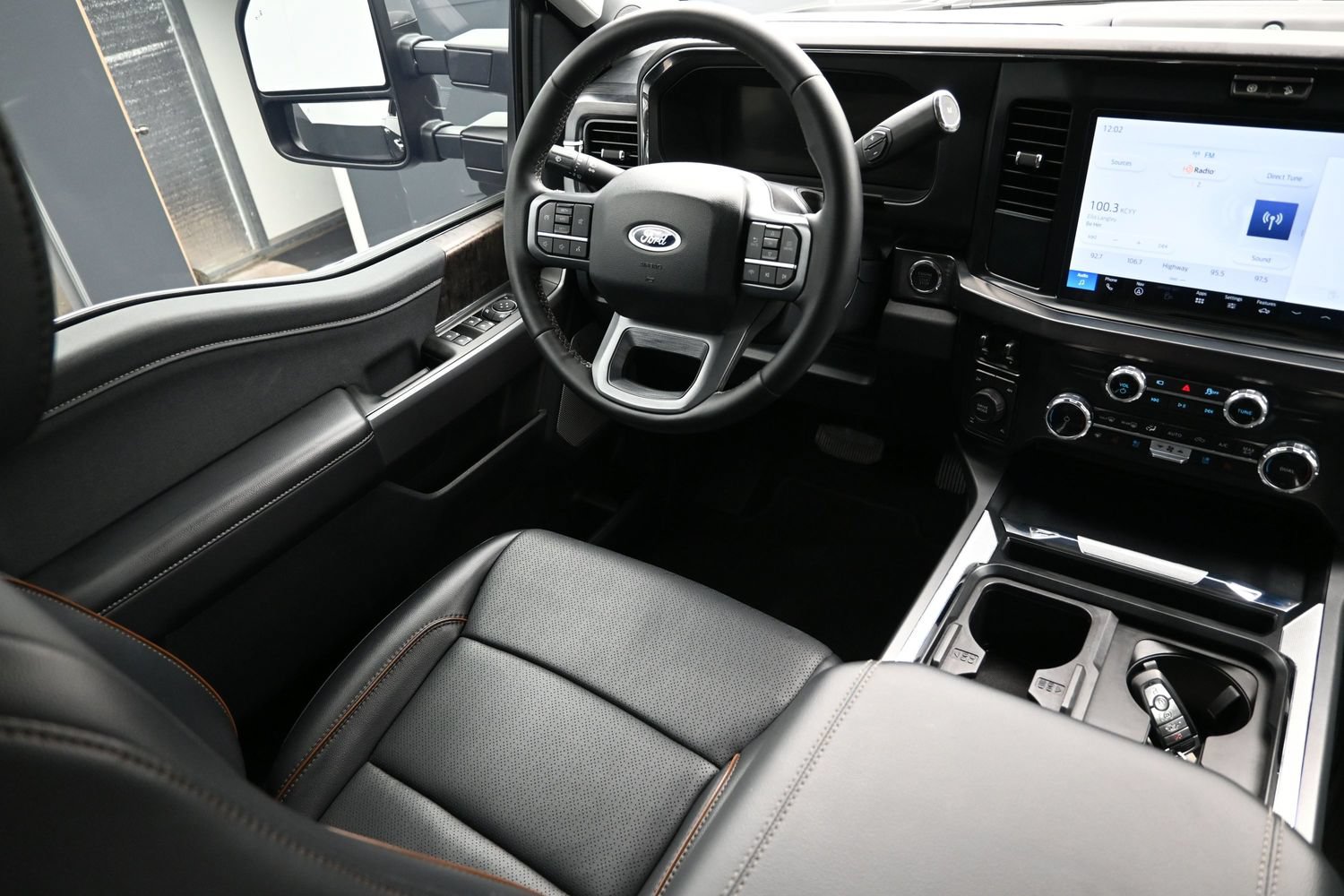 Used 2025 Ford F250 Lariat w/ Chrome Package AWD/4WD image 24