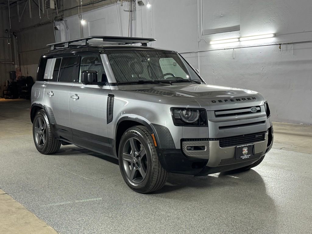 Used 2022 Land Rover Defender 110 X-Dynamic SE AWD/4WD image 4