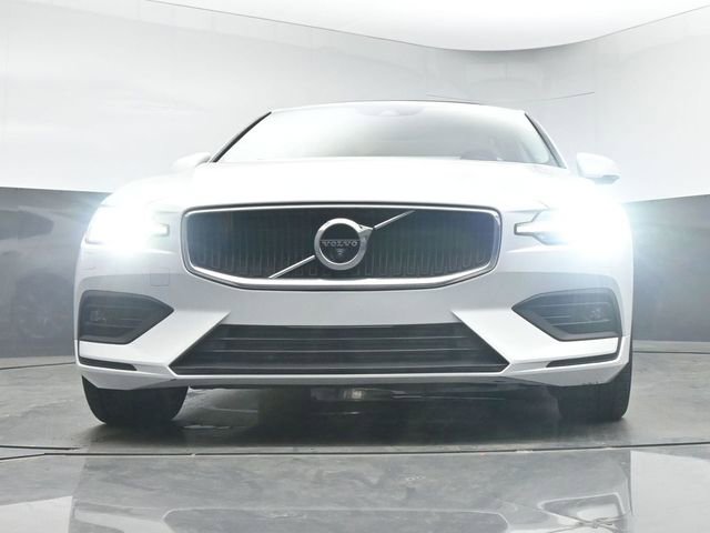 Used 2020 Volvo S60 T5 Momentum FWD image 16
