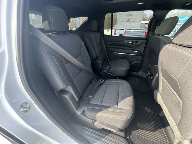 New 2026 Chevrolet Traverse LT w/ Sun and Wheel Package FWD image 29