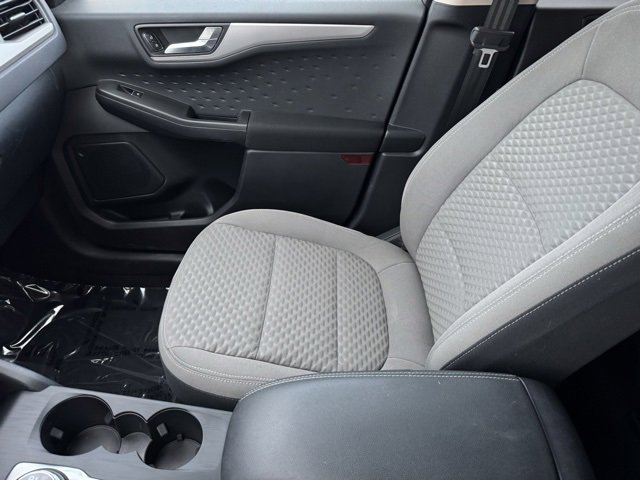 Used 2020 Ford Escape SE image 23