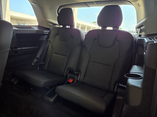 Certified 2023 Volvo XC90 B6 Plus AWD/4WD image 16