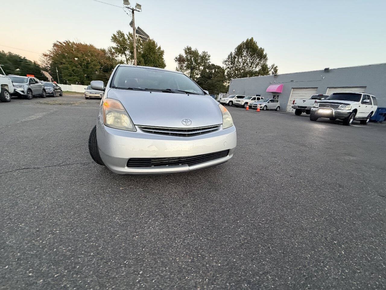 Used 2007 Toyota Prius w/ Pkg 2 FWD image 16