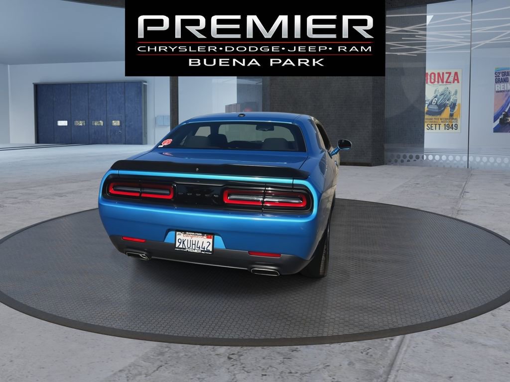 Used 2023 Dodge Challenger SXT w/ Blacktop Package image 7