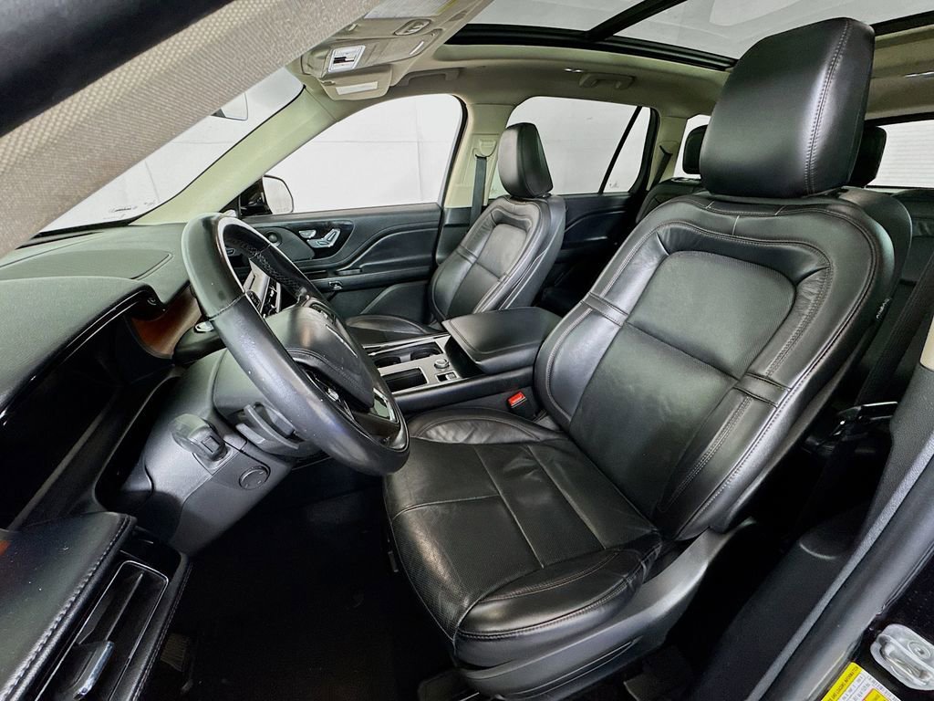 Used 2022 Lincoln Aviator Reserve AWD/4WD image 21