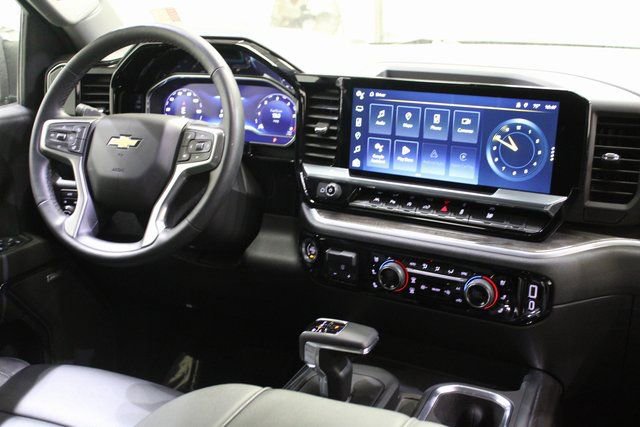 Used 2024 Chevrolet Silverado 1500 LTZ image 23