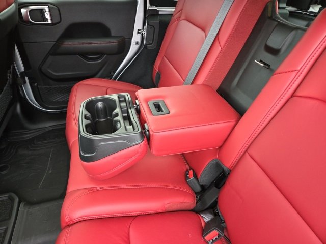 Used 2024 Jeep Wrangler Unlimited Rubicon 392 image 51