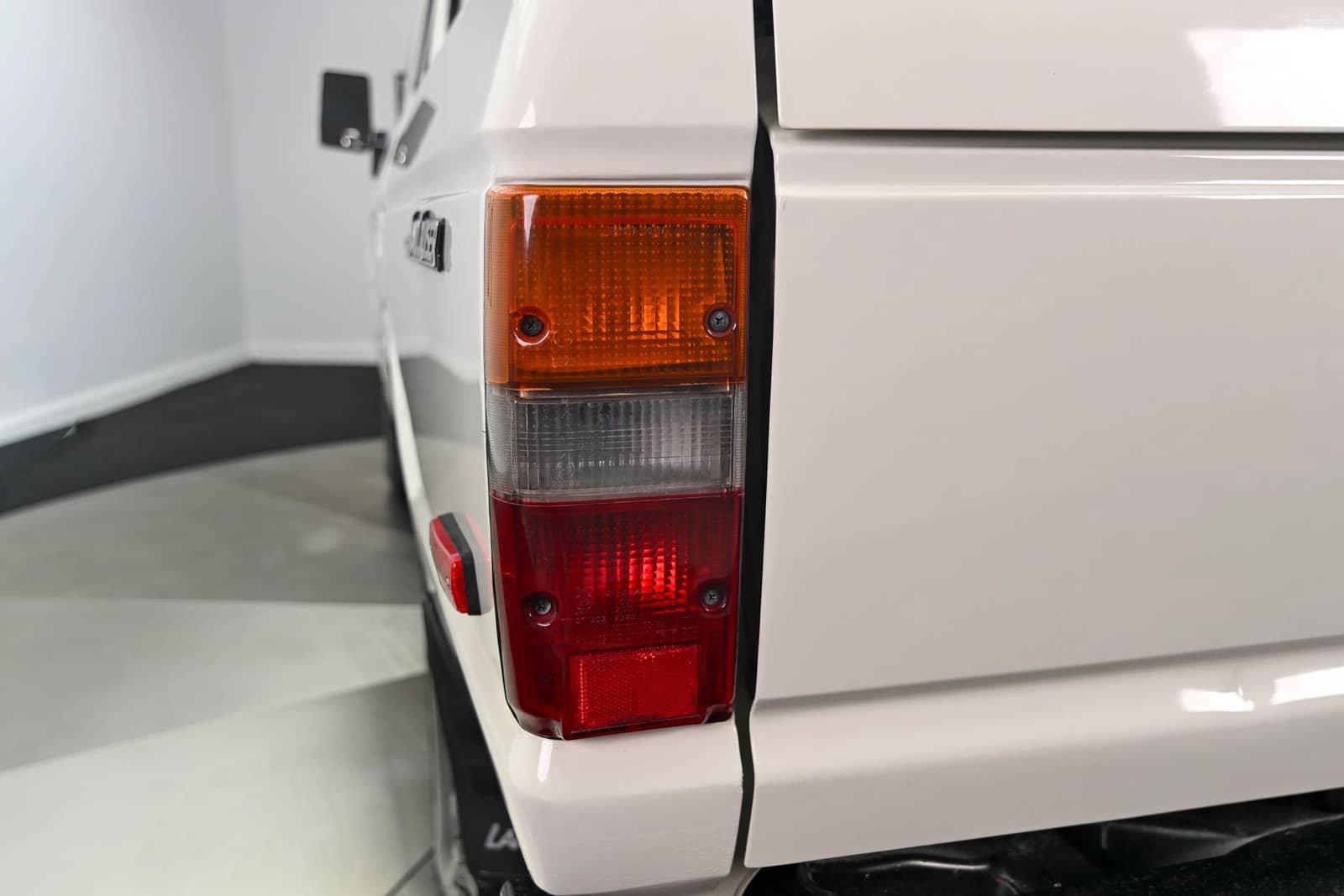 Used 1988 Toyota Land Cruiser AWD/4WD image 18