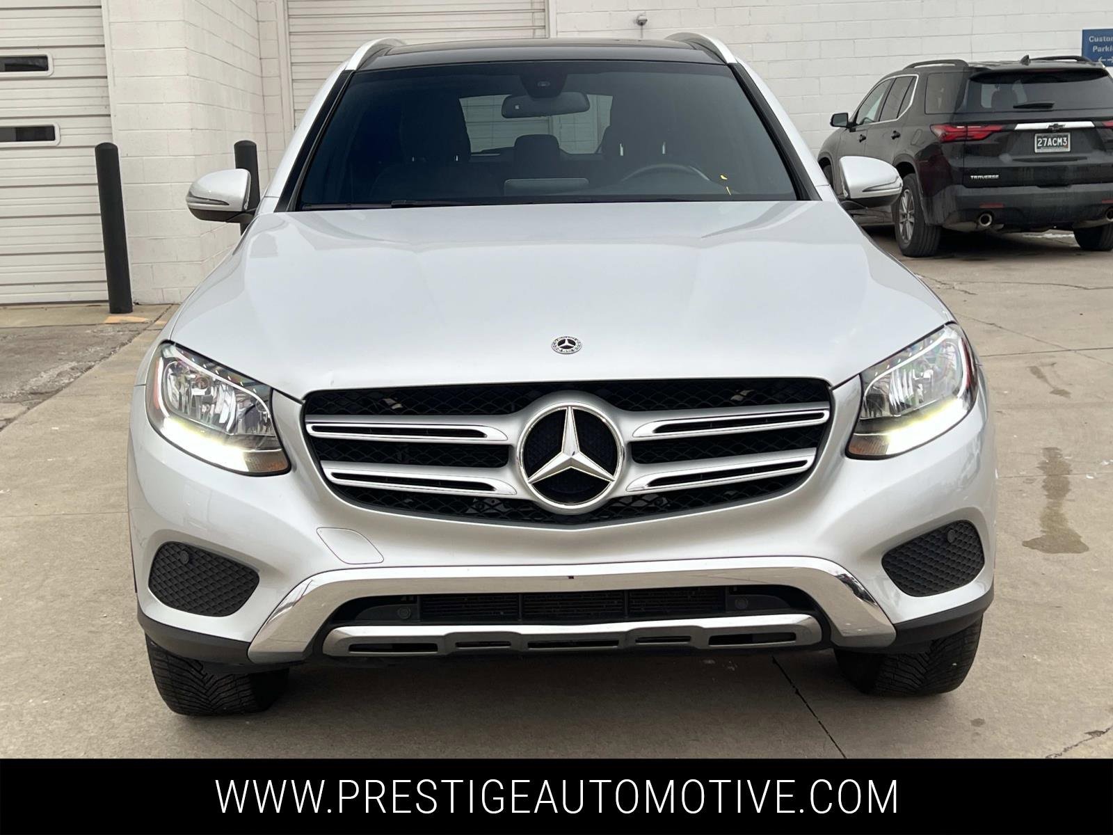 Used 2018 Mercedes-Benz GLC 300 4MATIC image 9