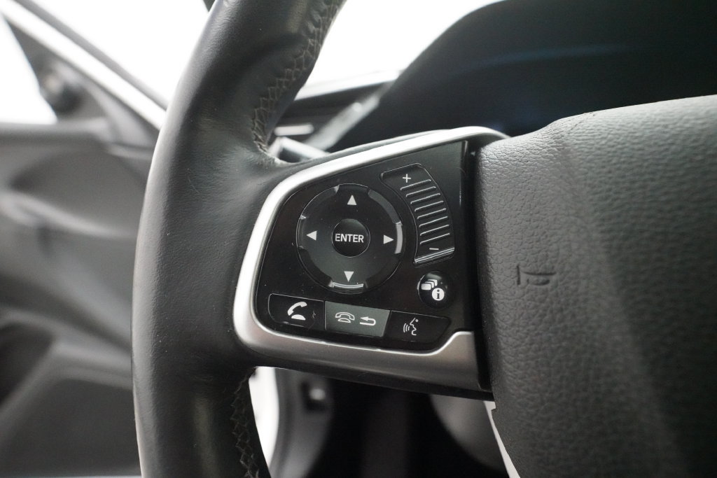 Certified 2018 Honda Civic Touring image 17
