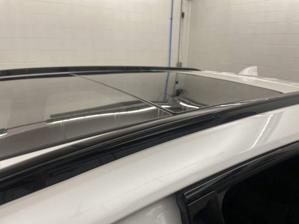 Used 2023 Cadillac XT5 Sportv AWD/4WD image 33